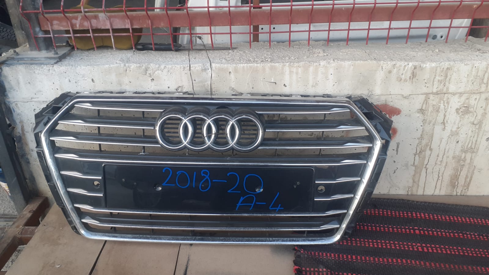2018 2020 audi a4 ön panjur